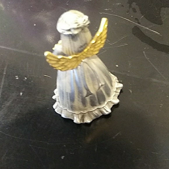 Angel - Picture 2 of 2